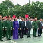 Lãnh đạo TP. Hồ Chí Minh dâng hương, tri ân các Anh hùng liệt sĩ nhân Ngày Thương binh - Liệt sĩ