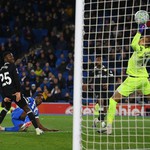 Chelsea gây choáng với Welbeck