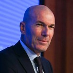 Zinedine Zidane chính thức dẫn dắt đội tuyển Pháp