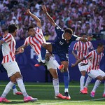 Kylian Mbappe ghi bàn thứ 7 tại World Cup 2026, giúp tuyển Pháp vào tứ kết