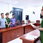 Những nghi vấn có sự bất thường trong coi thi tại điểm thi THPT Chuyên Tuyên Quang