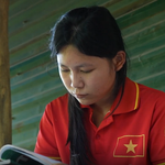 Mái ấm gia đình Việt: Cô bé nhiều năm ngủ dưới đất vì thương mẹ