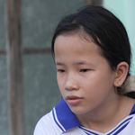 Mái ấm gia đình Việt: Xót xa bé gái mồ côi khao khát được gặp mẹ