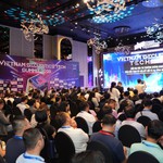 Chuyển đổi số thị trường chứng khoán: Lấy dữ liệu kết nối và hạ tầng an toàn làm nền tảng