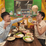 Quán ăn hạnh phúc: Một Hà Nội rất đỗi thân quen giữa lòng TP