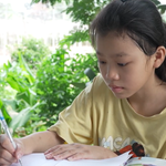 Mái ấm gia đình Việt: Cô bé mong sớm báo hiếu người mẹ tảo tần
