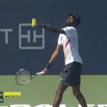 Suresh và Tsitsipas vào vòng 2 ATP Winston-Salem