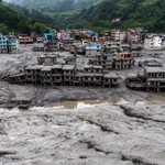 Lũ quét ở Nepal - Trung Quốc: WHO khẩn trương cứu trợ, Nepal cảnh báo nguy cơ lũ mới