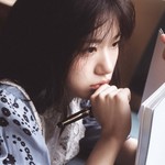 Tân binh Jo Seung-hee lưu giữ "những ngày cuối hạ" qua ống kính Kim Young-jun