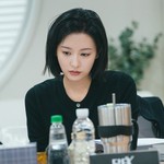 Kim Ji-won tiếp tục “Vũ trụ Cider” với phim y khoa noir Doctor X