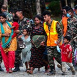 Nepal chạy đua giải cứu hàng trăm người mắc kẹt trong đường hầm thủy điện