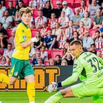 PSV Eindhoven hòa Fortuna Sittard ngày khai màn Eredivisie