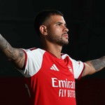 Bruno Guimarães gia nhập Arsenal với giá 75 triệu bảng