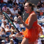 US Open: Alcaraz trở lại ấn tượng, Sabalenka khởi đầu hành trình bảo vệ ngôi vô địch