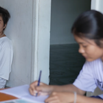 Mái ấm gia đình Việt: Cô gái Raglai nói "Cuộc sống quá bất công"