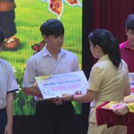 Tiếp sức trẻ em có hoàn cảnh khó khăn dịp Trung Thu