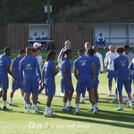 Pháp bước vào buổi tập đầu tiên dưới thời tân HLV Zinedine Zidane