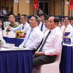 Bí thư Thành ủy và Chủ tịch UBND Thành phố dự lễ khai giảng tại Trường THPT Trần Khai Nguyên