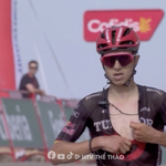 Enric Mas gia tăng khoảng cách trên đường đua La Vuelta