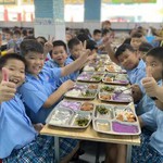 Kiểm tra đột xuất về bữa ăn bán trú, nhà vệ sinh trường học