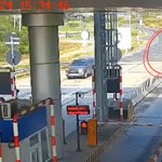 Ô tô chạy ngược chiều trong đường dẫn cao tốc TP.HCM - Long Thành - Dầu Giây