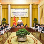 Chủ tịch nước công bố Luật Đất đai và Luật Các tổ chức tín dụng (sửa đổi)