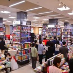 Fahasa khai trương nhà sách cổ mang phong cách hiện đại