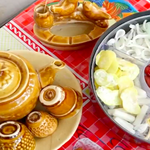 Độc đáo mâm mứt Tết truyền thống làm bằng đất sét