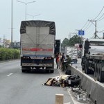 Chạy xe máy vào làn đường ô tô, thanh niên bị xe tải cán tử vong
