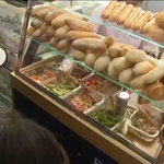 Người dân nô nức tham gia Lễ hội Bánh mì