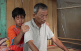 Cậu bé lo sợ mất người thân duy nhất | Mái ấm gia đình Việt