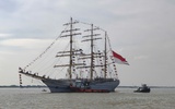Chuyến thăm hữu nghị của tàu huấn luyện Hải quân Indonesia Kri Bima Suci tới TP. Hồ Chí Minh