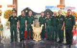 Dâng hoa, dâng hương tưởng nhớ 62 liệt sĩ Trung đoàn 271 tại xã An Ninh (tỉnh Tây Ninh)