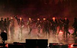BTS lọt Top 10 Billboard 200 suốt 9 tuần liên tiếp