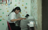 Mái ấm gia đình Việt: Cô bé mồ côi nỗ lực học để báo đáp dì ruột