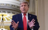 Ông Trump tuyên bố Iran không thu phí tàu bè qua eo biển Hormuz