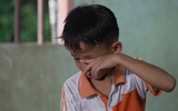 Mái ấm gia đình Việt: Cậu bé sợ mất mẹ sau khi liên tiếp chịu tang cha và anh trai