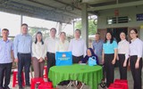Lãnh đạo TP. Hồ Chí Minh thăm Mẹ Việt Nam Anh hùng Nguyễn Thị Chính