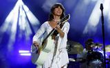 "Choosin' Texas" của Ella Langley xô đổ kỷ lục của Whitney Houston và Mariah Carey