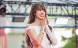 Lisa rạng rỡ trong ngày hội ngộ người hâm mộ Thái Lan