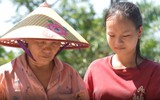 Chuyện cô bé mồ côi cha, mẹ bị tai biến trong "Mái ấm gia đình Việt"