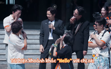 Khán giả bóc phốt Hiếu Thứ Hai "nói chuyện gượng gạo" ngay trên sóng