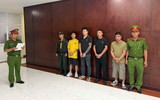 Khởi tố 4 người nước ngoài vận chuyển gần 18.000 bao thuốc lá lậu