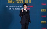 Lee Jun-hyuk hóa thân nhân viên công sở trong phim mới "Dù trúng số vẫn đi làm"