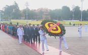 Lãnh đạo Đảng, Nhà nước và các đại biểu Quốc hội viếng lăng Chủ tịch Hồ Chí Minh