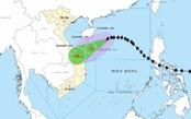 Bão số 12 tiến sát đất liền, gây mưa lớn diện rộng từ Hà Tĩnh đến Quảng Ngãi