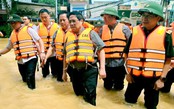 Thủ tướng Phạm Minh Chính đến vùng lũ Thái Nguyên, yêu cầu đẩy nhanh khắc phục hậu quả mưa bão