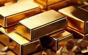 Thị trường ngày 1/12/2025: Giá vàng duy trì ở ngưỡng cao, xăng dầu giảm giá