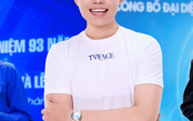 Chàng trai 1m85 ấn tượng trên thảm đỏ Miss World Vietnam 2025