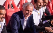 Jose Mourinho đánh dấu ngày trở lại Benfica bằng chiến thắng đậm trước AFS